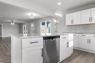 1929 Gurley Ln, Waco, TX 76706 - Photo 9