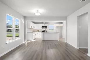 1929 Gurley Ln, Waco, TX 76706 - Photo 11