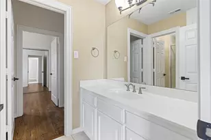 2070 Azalea Trail, Irving, TX 75063 - Photo 31