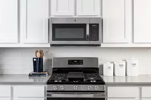 2519 Cottonwood Dr, Mansfield, TX 76063 - Photo 5