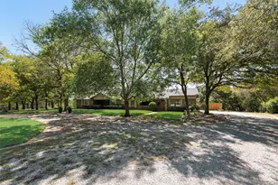 106 Rambling Trail, Weatherford, TX 76087 - Photo 3