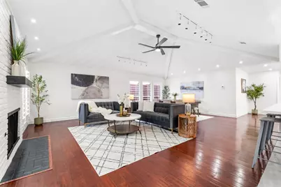 6005 Daven Oaks Drive, Dallas, TX 75248 - Photo 13