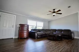 245 Oak Hill Ct, Waxahachie, TX 75167 - Photo 5