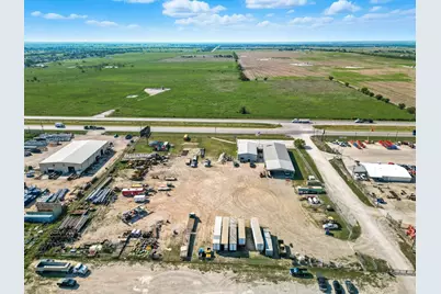 16410 US Highway 380 W, Krum, TX 76249 - Photo 7