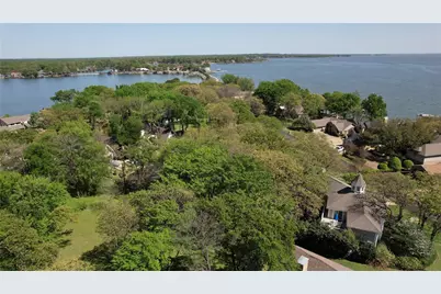 108 Enchanted Isles Circle, Mabank, TX 75156 - Photo 9