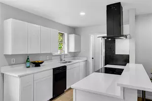 2416 Glacier St, Irving, TX 75062 - Photo 9