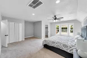 2416 Glacier St, Irving, TX 75062 - Photo 23