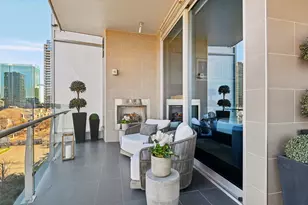 3130 N Harwood St, Dallas, TX 75201 - Photo 29