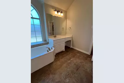 804 Whitley Court, Kennedale, TX 76060 - Photo 11