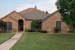804 Whitley Ct, Kennedale, TX 76060 - Photo 1