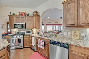 11016 Castle Oak Ln W, Fort Worth, TX 76108 - Photo 17