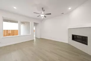 1023 Wheatland, Justin, TX 76247 - Photo 3