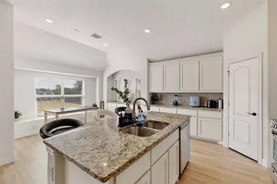 6313 Dartford Drive, Mesquite, TX 75181 - Photo 13