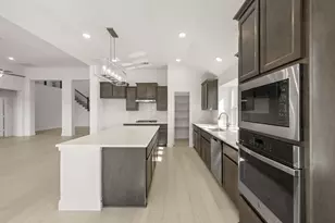 1013 Butterfly, Justin, TX 76247 - Photo 11