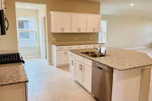 9400 Mountain Pass Dr, Fort Worth, TX 76108 - Photo 3