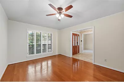 2201 Adams Drive, Arlington, TX 76011 - Photo 9