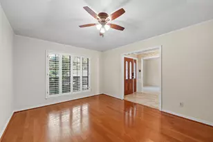 2201 Adams Dr, Arlington, TX 76011 - Photo 9