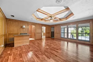 2201 Adams Dr, Arlington, TX 76011 - Photo 15