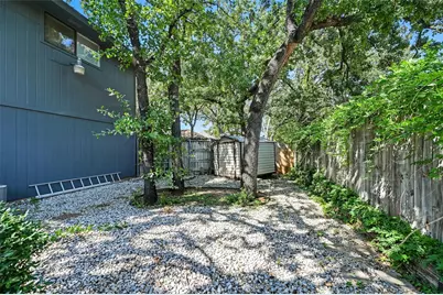 2201 Adams Drive, Arlington, TX 76011 - Photo 39