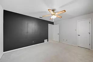 2201 Adams Dr, Arlington, TX 76011 - Photo 35