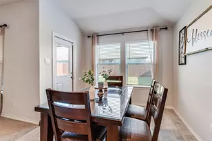 640 Emmons Crk St, Justin, TX 76247 - Photo 15