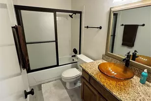 8511 Westover Ct, Granbury, TX 76049 - Photo 23