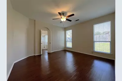 5009 Royal Burgess Drive, Fort Worth, TX 76135 - Photo 11