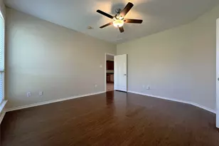 5009 Royal Burgess Dr, Fort Worth, TX 76135 - Photo 13