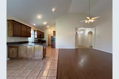 5009 Royal Burgess Drive, Fort Worth, TX 76135 - Photo 5