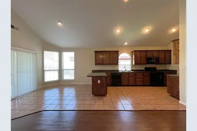 5009 Royal Burgess Drive, Fort Worth, TX 76135 - Photo 7