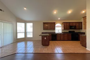 5009 Royal Burgess Dr, Fort Worth, TX 76135 - Photo 7