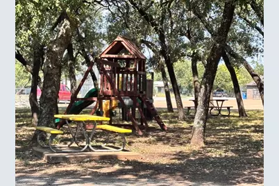 5722 Black Pine Circle, Granbury, TX 76048 - Photo 7