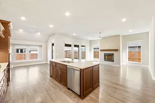 1004 Stonehaven Dr, Justin, TX 76247 - Photo 19