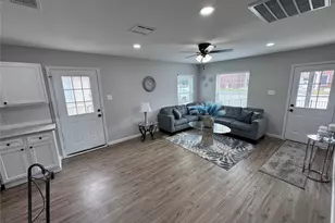 6011 E Grand Ave, Dallas, TX 75223 - Photo 5