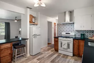 412 S Somervelle, Iredell, TX 76649 - Photo 11