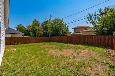 1124 E Annie Street, Fort Worth, TX 76104 - Photo 27