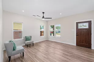 1124 E Annie St, Fort Worth, TX 76104 - Photo 9