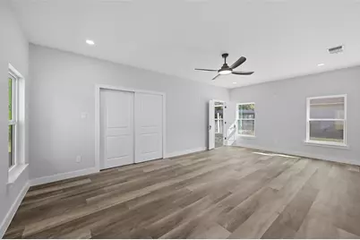 528 Schieme Street, River Oaks, TX 76114 - Photo 13