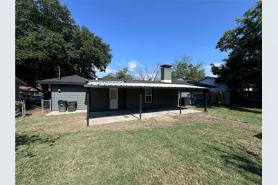 2608 Roseland Street, Fort Worth, TX 76103 - Photo 3