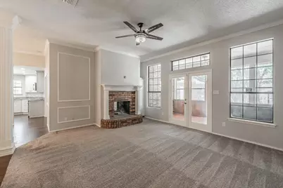 3407 Forestshire Court, Arlington, TX 76001 - Photo 7