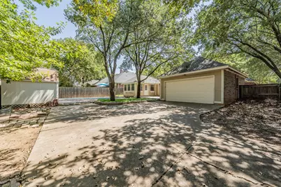 3407 Forestshire Court, Arlington, TX 76001 - Photo 39