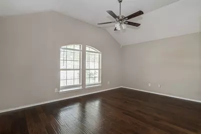 111 Jennings Drive, Waxahachie, TX 75165 - Photo 9