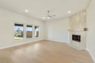 1024 Silver Sage Dr, Justin, TX 76247 - Photo 9