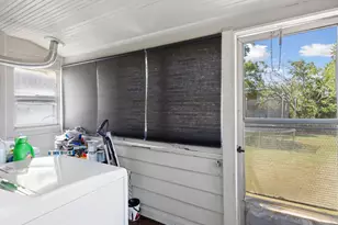 811 N Gaines St, Ennis, TX 75119 - Photo 21