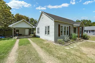 811 N Gaines St, Ennis, TX 75119 - Photo 5