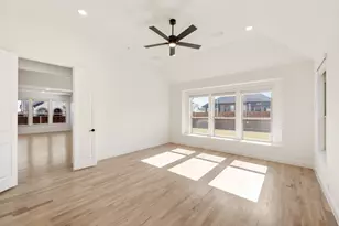 1001 Sedona Trl, Justin, TX 76247 - Photo 21