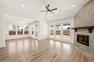 1001 Sedona Trl, Justin, TX 76247 - Photo 17