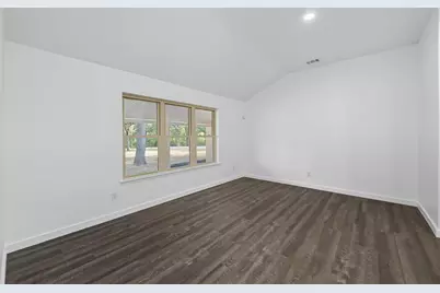 5000 Highpoint Parkway, Burleson, TX 76028 - Photo 23