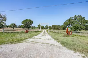 7726 W Hwy 199, Springtown, TX 76082 - Photo 3