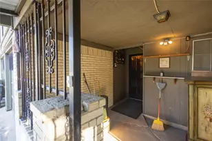 809 Lomo St, Fort Worth, TX 76110 - Photo 3